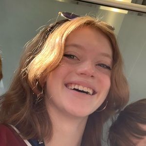 Meet your Posher, Isabelle